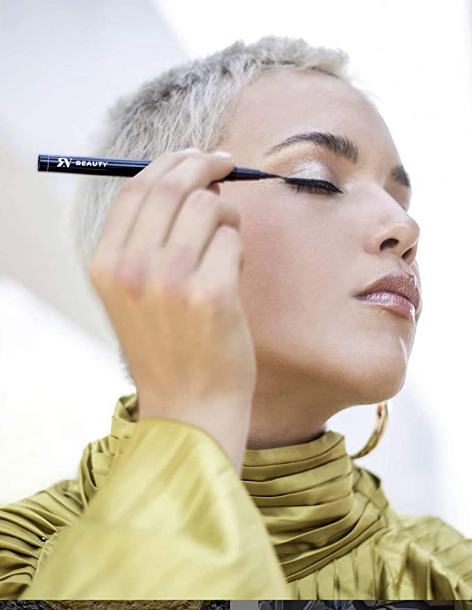 Load image into Gallery viewer, Beauty Hybrid Eyeliner
